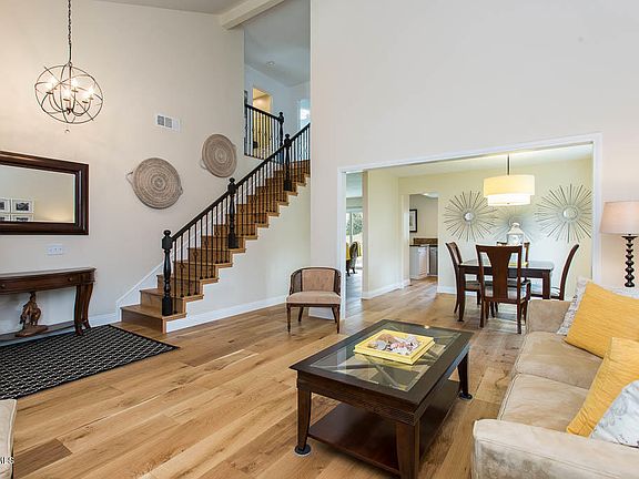 5th image of 725 Woodbine Ct
