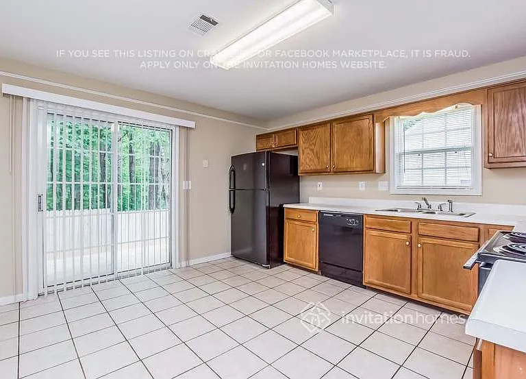 5996 Zane Ct — Photo 9