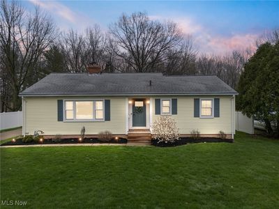 2375 W Hedgewood Dr, Westlake, OH, 44145