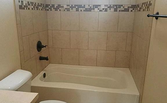 3rd image of 13157 Cozy Cv