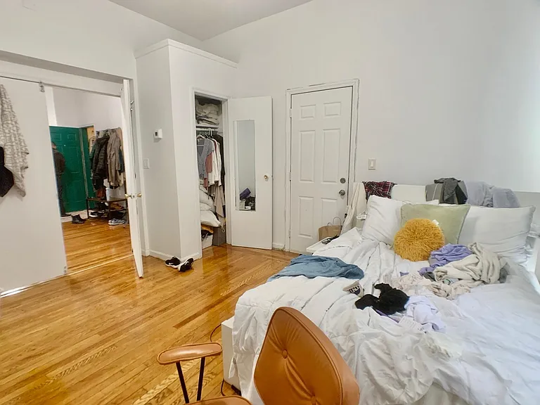 206 4th St #1F — Photo 8