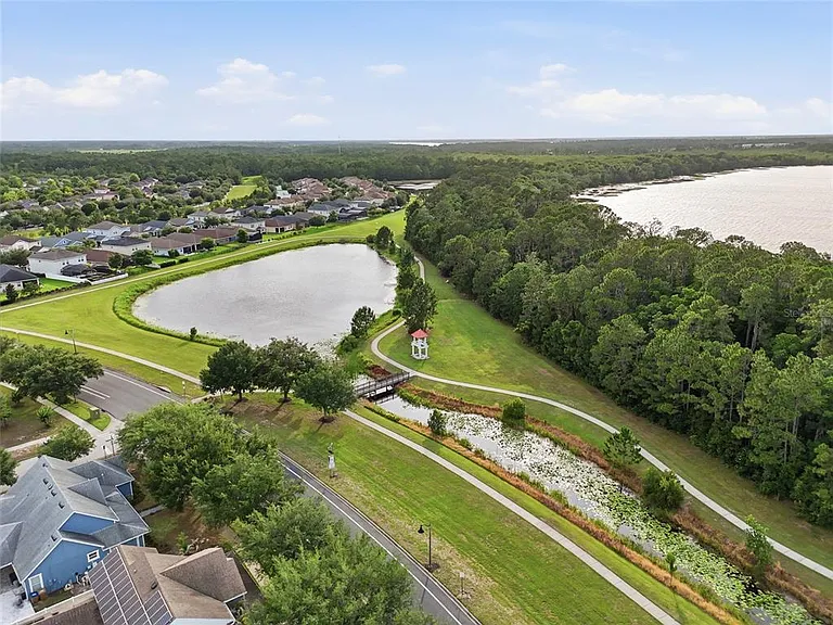 6917 Five Oaks Dr — Photo 36