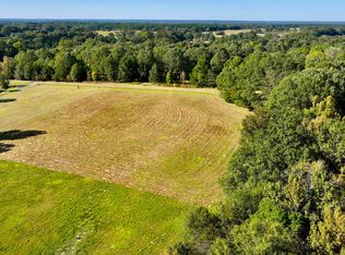 2 Windy Hill Dr, Flora, MS 39071