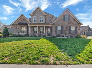424 Eisenhower St, Farragut, TN 37934