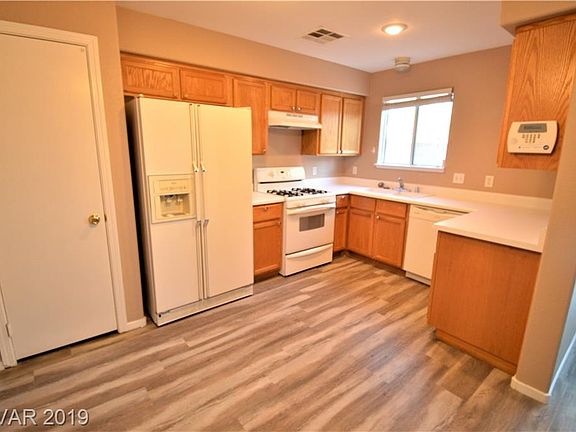 5th image of 1028 Steppe Eagle Ave #0