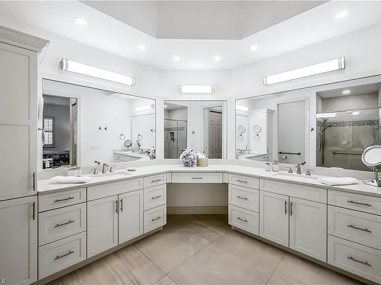 837 Sailaway Ln #204 — Photo 10