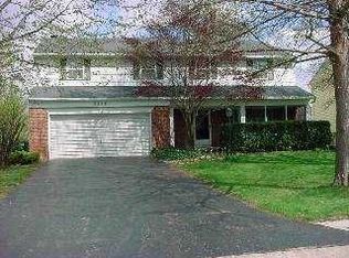 3868 Sylvan Wood Dr, Sylvania, OH 43560
