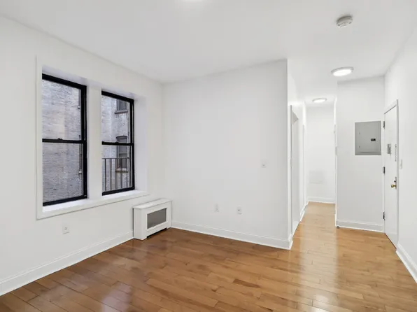 385 Fort Washington Ave APT 26A, New York, NY 10033