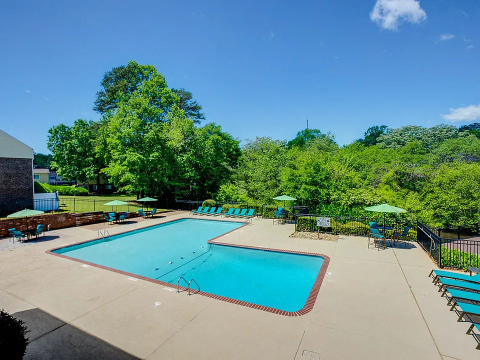 Lakecrest