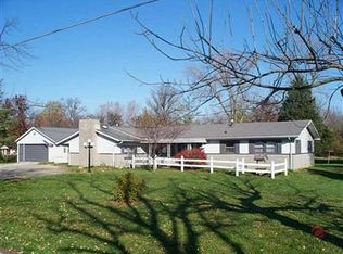 978 W Walser Rd, Shelbyville, IN 46176