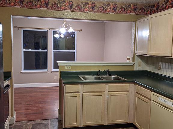 Kitchen and dine in area