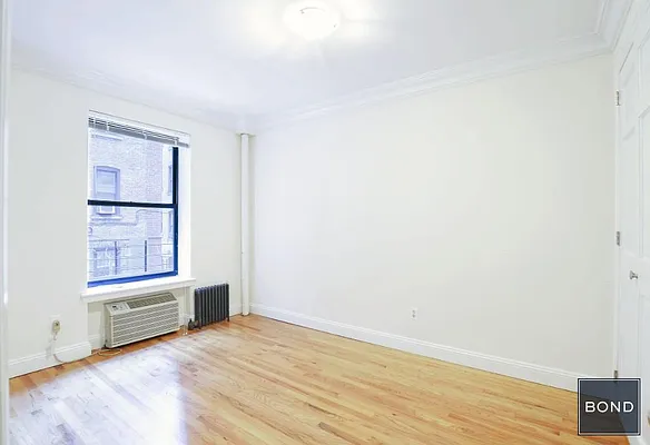 Rented by Bond New York | media 1