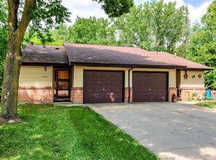 5131 Bel Aire Rd, Des Moines, IA 50310
