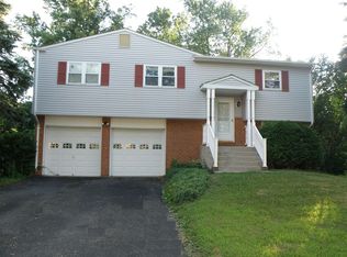 210 Seymour Rd, Hackettstown, NJ 07840