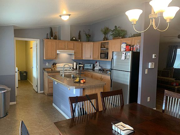 3rd image of 7713 E Gale Ave