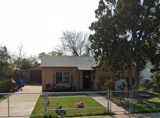 3130 E Floradora Ave, Fresno, CA 93703