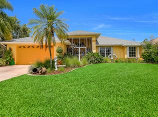 5609 SW 14th Pl, Cape Coral, FL 33914