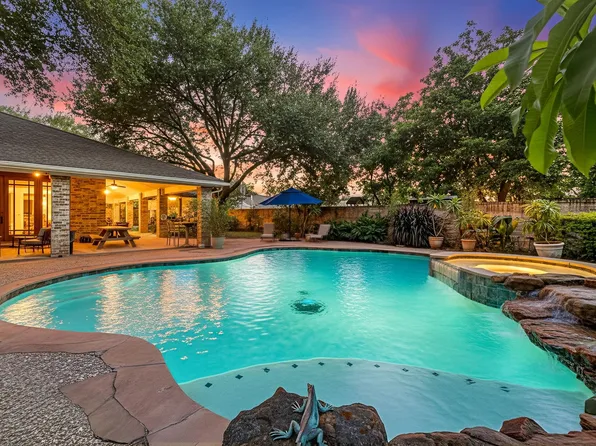 3519 Singleton Rd, Baytown, TX 77521