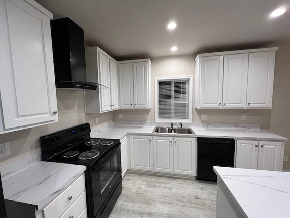 3 bed, 1001 sqft, $1,325 — Photo 4
