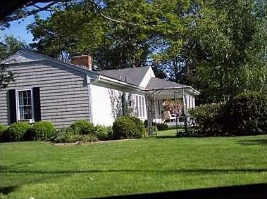 3rd image of 12 Sandra Dr