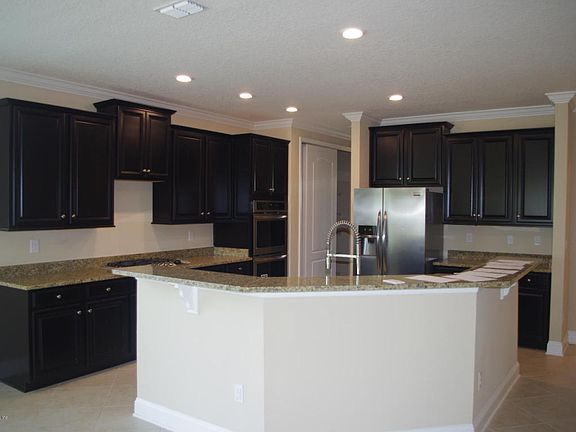 4th image of 63 Cato Ct