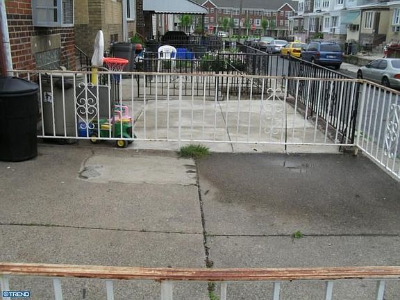 3rd image of 2903 S Dewey St