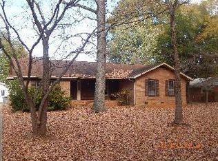 7833 Rainbow Dr, Charlotte, NC 28227