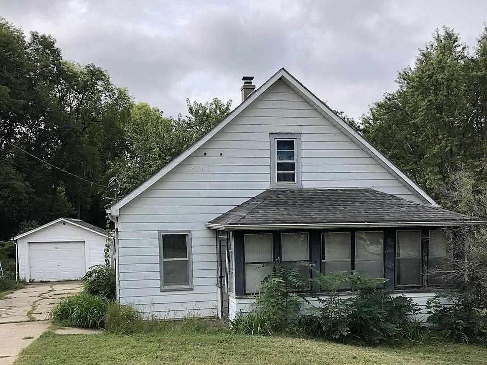 1st image of 7321 Lake St
