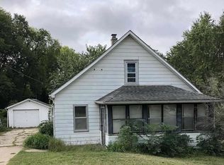 7321 Lake St, Omaha, NE 68134