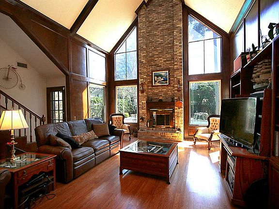 5th image of 3419 Aspen Bend Dr