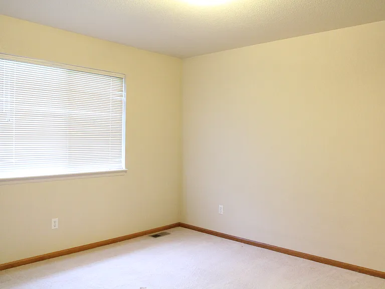 762 Kaitlyn Cir — Photo 11