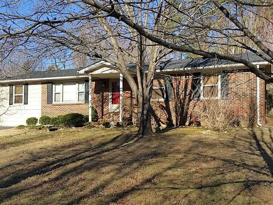 2nd image of 749 Robinson Rd