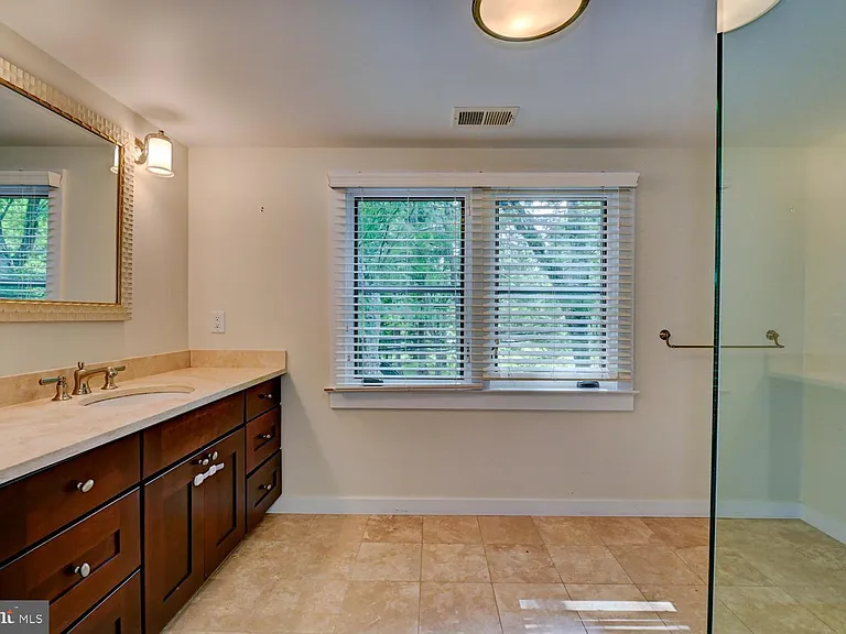 353 Cherry Hill Rd — Photo 27