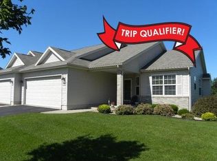 6224 Greenbriar Ln SW, Cedar Rapids, IA 52404