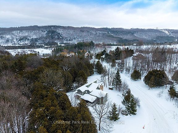 4th image of 170 Mary Bs Ln