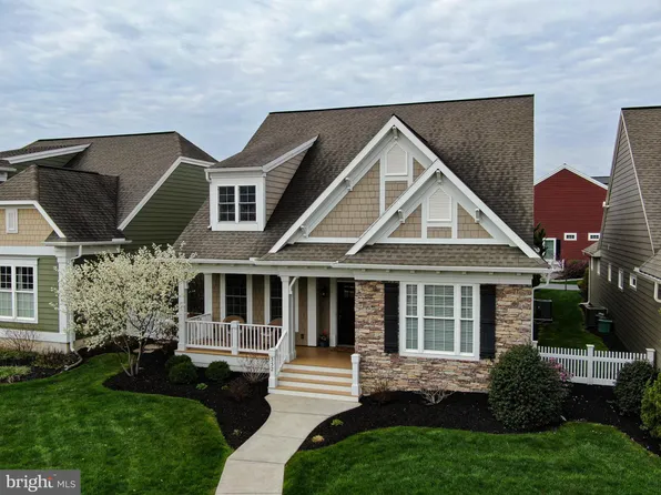 332 Home Towne Blvd, Ephrata, PA 17522