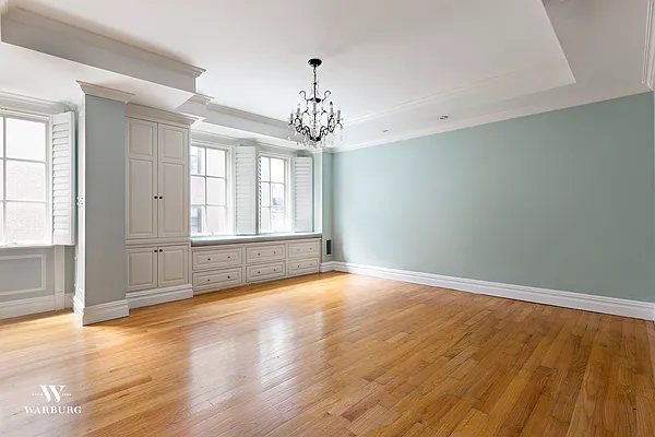 Rented by Warburg | media 21