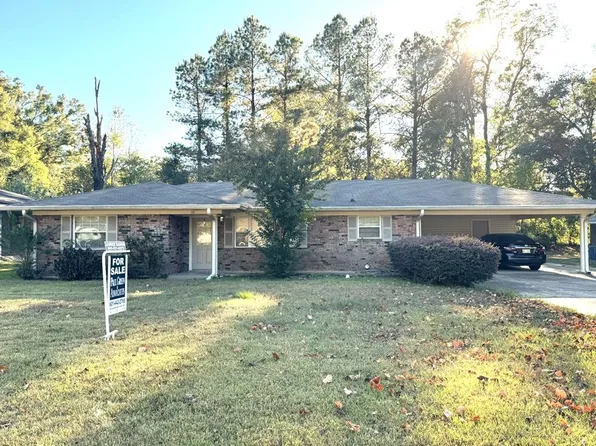 117 Brookfield Dr, Natchez, MS 39120