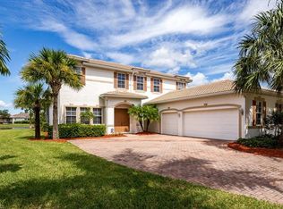 1101 Amber Lake Ct, Cape Coral, FL 33909
