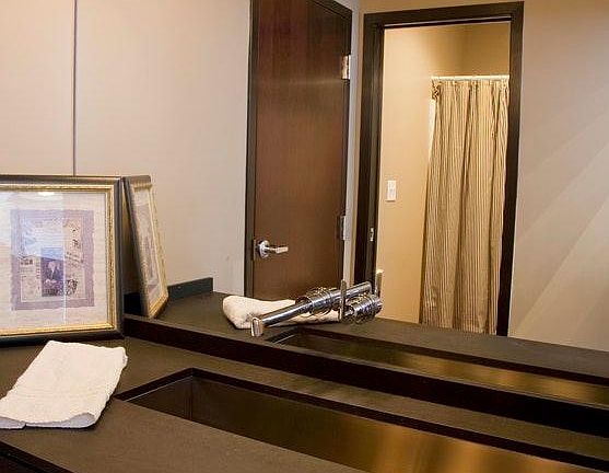 Contemporary Bathroom Fixtures