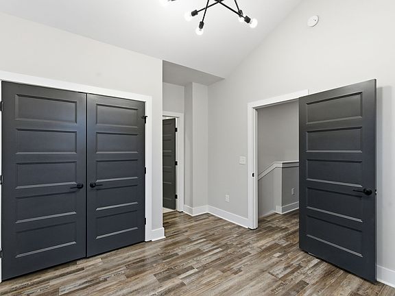 3rd image of 801 Cherokee Ave #9