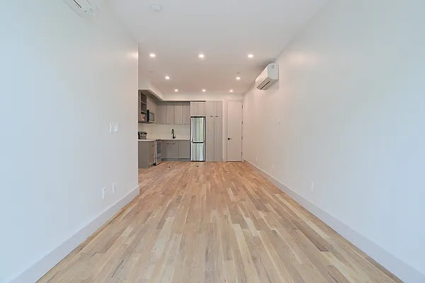 Rented by ERNY LLC | media 10