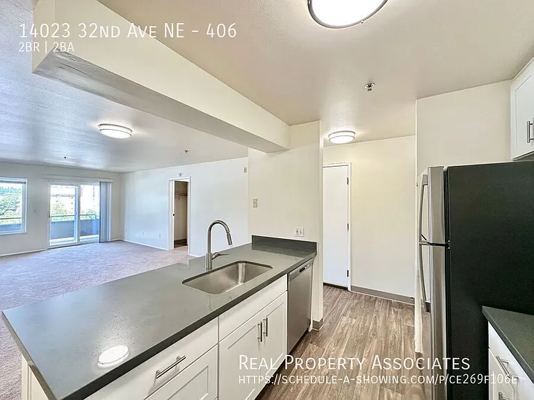 Parkway 1 — Photo 22
