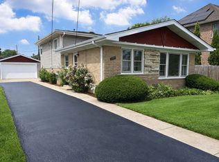 2054 Birch St, Des Plaines, IL