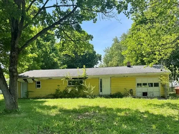 4856 Deleon Dr, Tecumseh, MI 49286