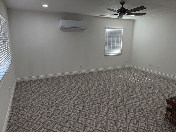 5th image of 633 W Avenue H8