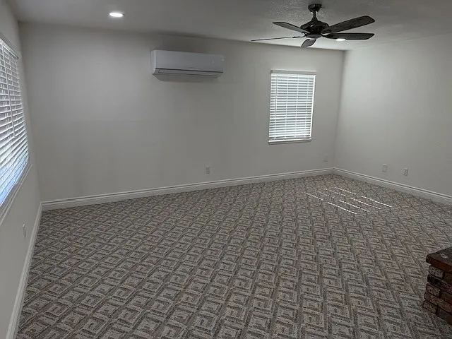 633 W Avenue H8 — Photo 5