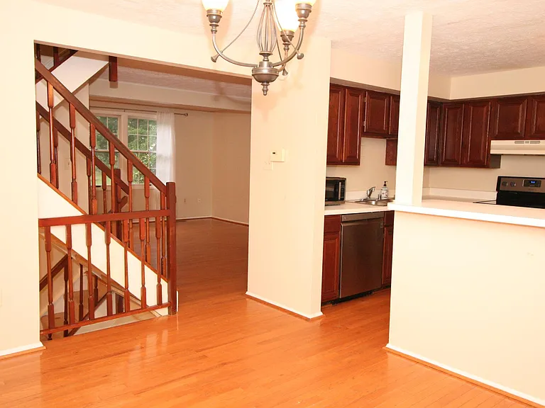 17231 Epsilon Pl — Photo 7