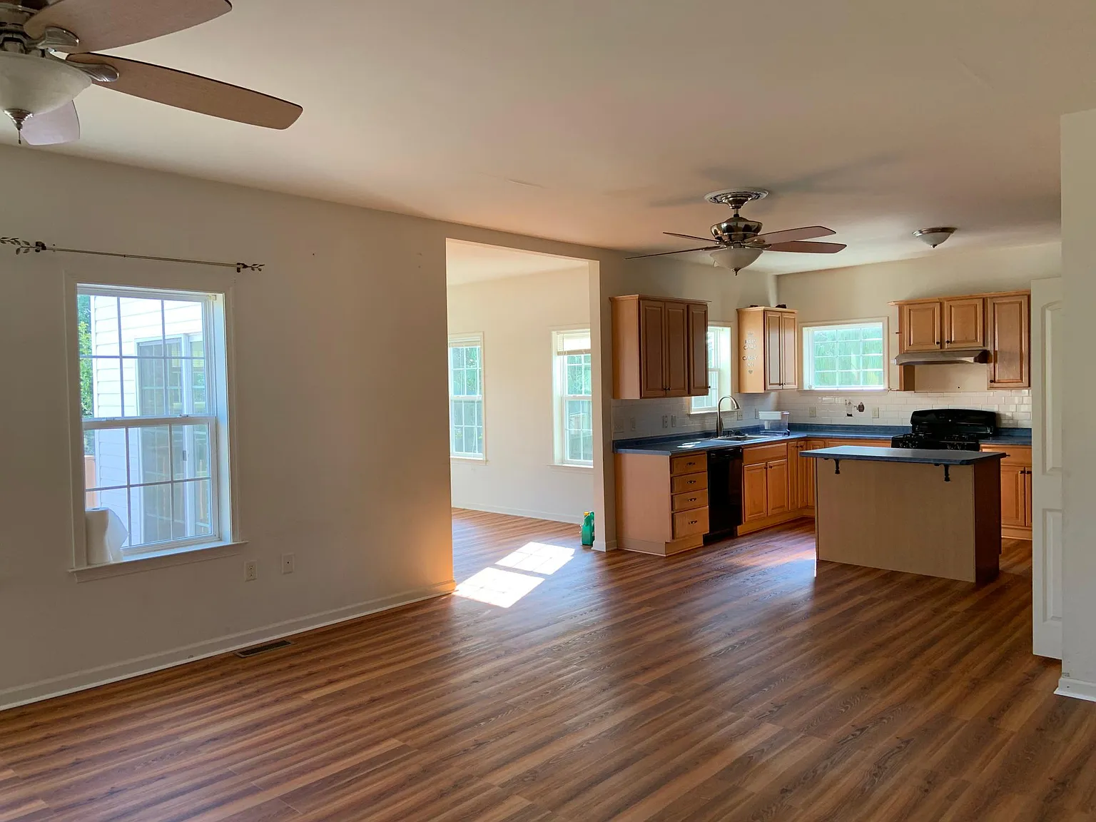 15 Hamlet Cir — Photo 3