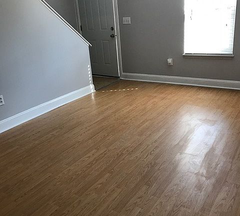 3rd image of 5084 Walker St